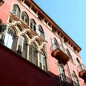 Della Scala Apartment Verona